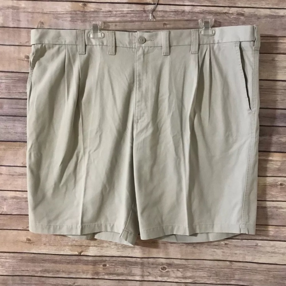 Men’s LEE shorts!!! Size 50. NWT